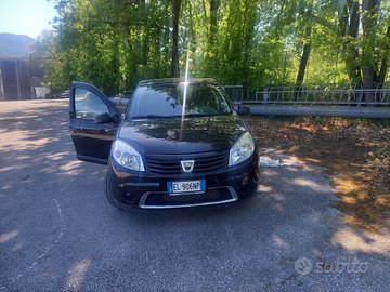Dacia sandero 1.5cc 75 cv Disel
