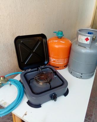 Fornello a gas da campeggio con bombole
