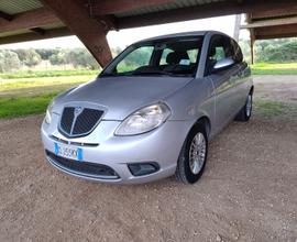 Lancia Ypsilon 1.2 8v Argento