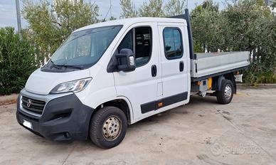 Furgone a doppia cabina fiat ducato 7 posti,euro 6