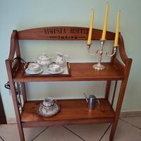mobiletto in legno