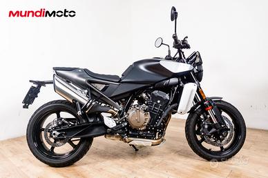 HUSQVARNA SVARTPILEN 801 - 2025