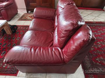 SALOTTO COMPLETO: 2 DIVANI IN PELLE