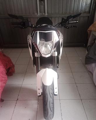 KTM Duke 690