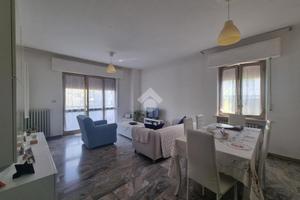 4 LOCALI A CASTELLALTO