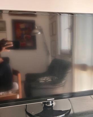 Tv Samsung 32” led