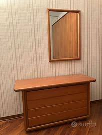 comò e specchiera