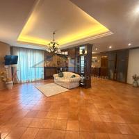 Appartamento di ampia quadratura Via M.D.Grazie