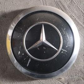 Mercedes d'epoca borchia centrale copricerchio