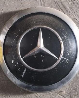 Mercedes d'epoca borchia centrale copricerchio