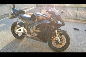 Honda cbr 600 rr