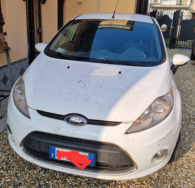 Ford fiesta 1.6 tdci titanium