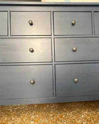Como’ e 2 comodini Ikea