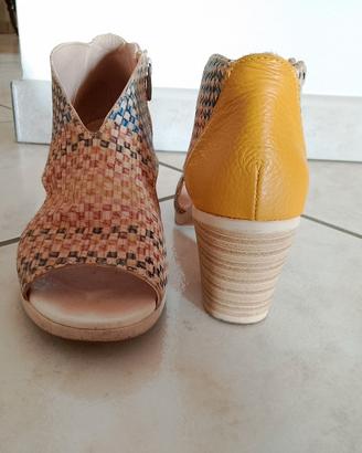 Scarpe ottime da donna in pelle multicolor n. 40