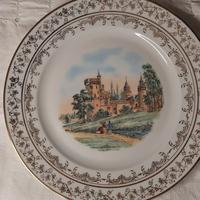 piatto in porcellana vintage 