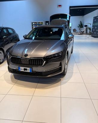 Škoda Octavia SW 2.0 TDI 150 CV Style DSG– Ott 24
