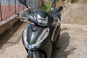 Honda sh 300 anno 2020