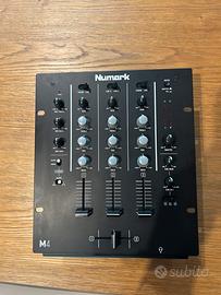 Numark M4 mixer DJ