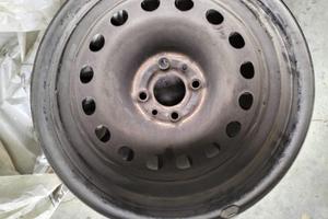 Cerchi da 15 con i copri cerchi