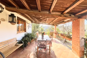 Villa di 200 m² con più di 5 locali a Velletri