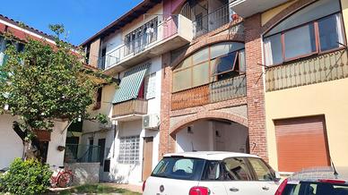 BILOCALE con CUCINA AB, BALCONE E LAVANDERIA