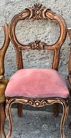 Sedia antica in legno e velluto rosa