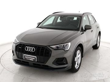 AUDI Q3 35 2.0 tdi Business quattro