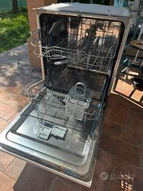 Lavastoviglie indesit incasso