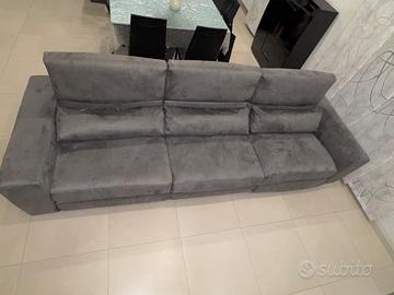 Divano 3 Posti Grigio Canna di Fucile – Doppio Rel