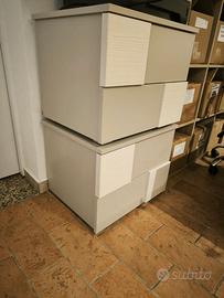 N.02 comodini per camera da letto