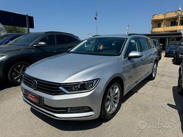 VOLKSWAGEN Passat Variant 2.0 TDI 150 Cv DSG Exe