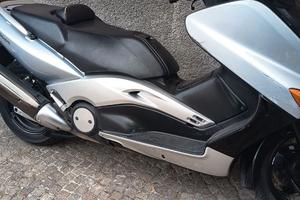 t max