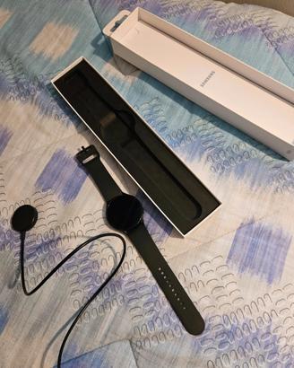 Samsung Galaxy Watch 4 (44mm) bluetooth.