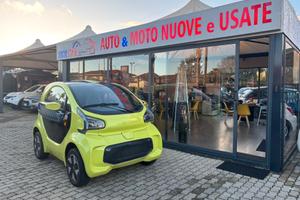 Xev Yoyo, CON SOLI KM200