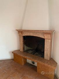 Camino, cornice marmo