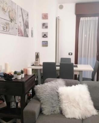 divano 2 posti