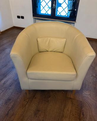 Poltrona TULLSTA Ikea in vera pelle