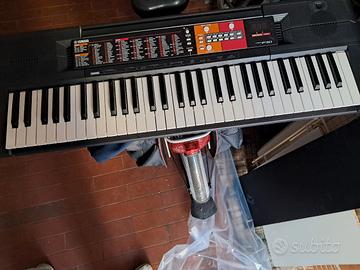pianola Yamaha 