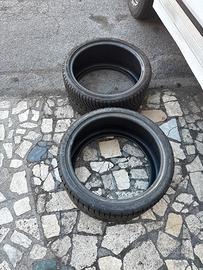 275/30R20