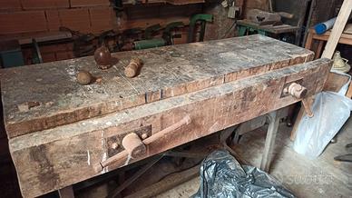 Banco da falegname vintage Dubied con morsa