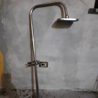 Colonna doccia con soffione, doccino e flessibili 