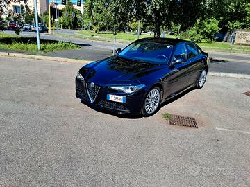 Alfa Romeo Giulia 2.2 jtdm AT8 Super 160 cv