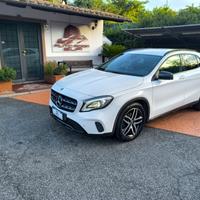 MERCEDES-BENZ GLA 220 d Automatic Premium PREZZO