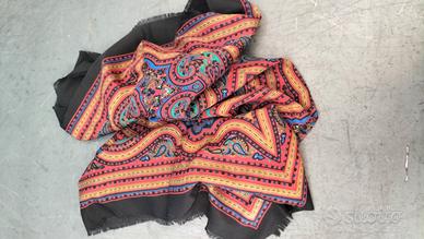 Sciarpa/Foulard Laura Borghese 