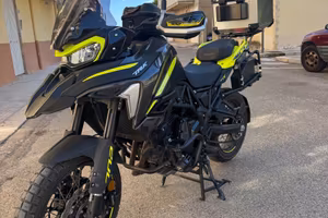 Benelli trk 702x