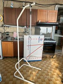 AlzaMalati con base da pavimento