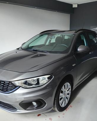 Fiat Tipo 1.6 Mjt S&S SW Lounge