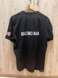 T-shirt balenciaga