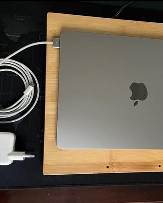 Apple  MacBook Air Portatile