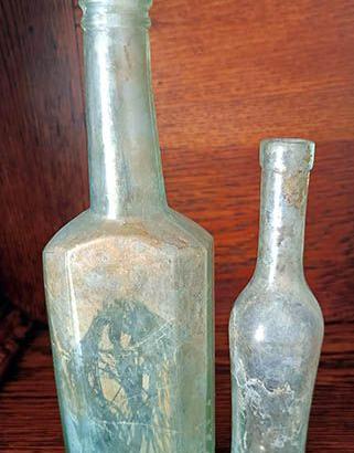 2 Antiche Bottiglie